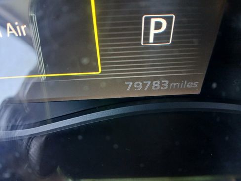 Used 2022 Nissan Kicks SV FWD image 13