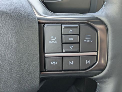 New 2025 Ford F250 Platinum image 29