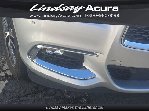 Used 2018 INFINITI QX60 Luxe w/ Deluxe Technology Package image 3