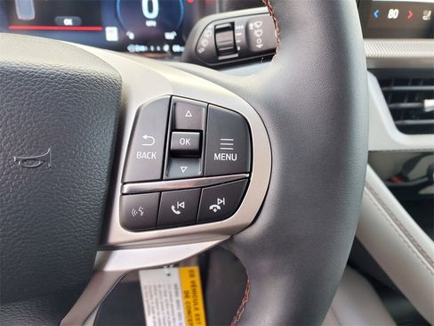 New 2026 Ford Explorer Active w/ Active Comfort Package image 16