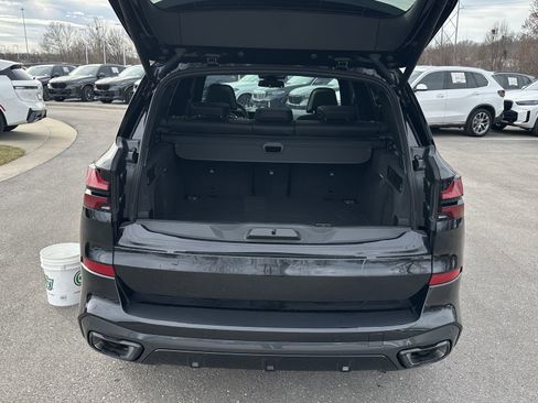 Used 2025 BMW X5 xDrive40i w/ Executive Package image 34