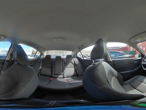 Used 2025 Nissan Altima 2.5 SV image 42