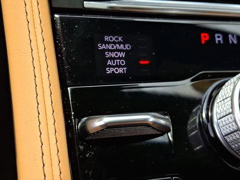 Used 2023 Jeep Grand Cherokee L Summit AWD/4WD image 26