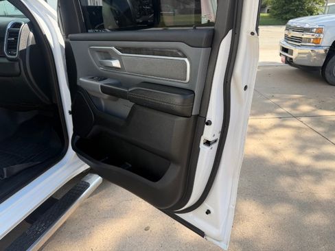 Used 2021 RAM 1500 Big Horn AWD/4WD image 20