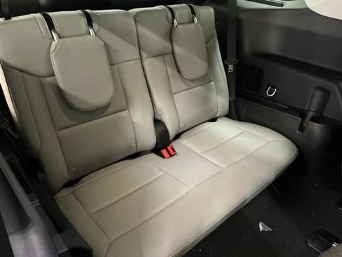 New 2026 Ford Explorer Active w/ Active Comfort Package AWD/4WD image 18