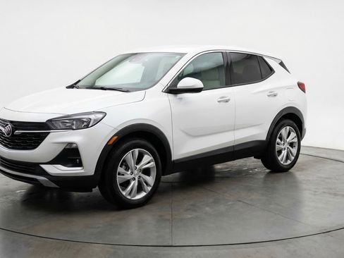 Used 2025 Buick Encore GX Preferred image 3
