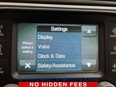 Used 2017 RAM 1500 Express w/ Express Value Package image 30