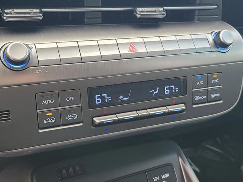 New 2026 Hyundai Kona SEL Premium image 20