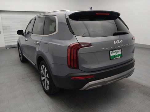 Used 2022 Kia Telluride S FWD image 5