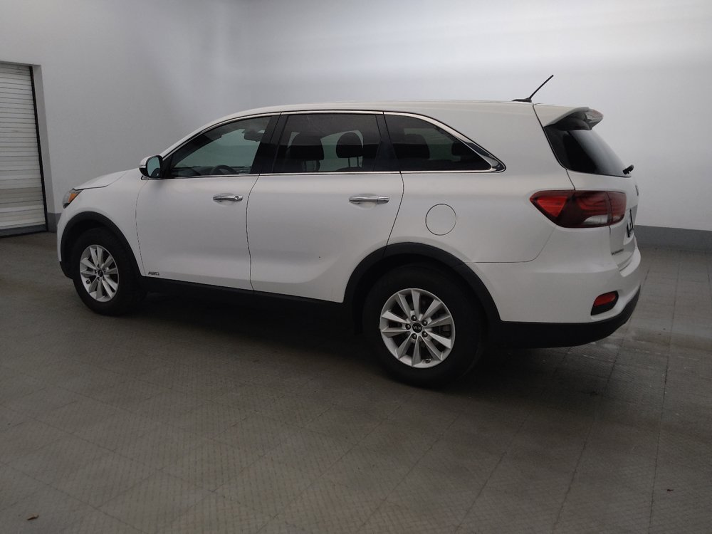 Used 2019 Kia Sorento AWD V6 image 3