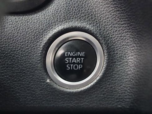 Used 2023 Toyota Tundra SR5 w/ SR5 Convenience Package AWD/4WD image 24