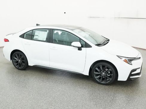 New 2026 Toyota Corolla SE image 12