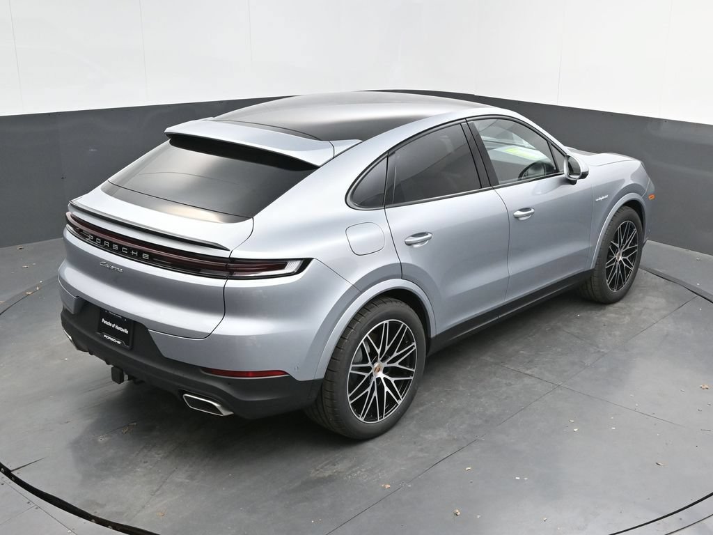 Certified 2026 Porsche Cayenne E-Hybrid Coupe AWD/4WD image 26
