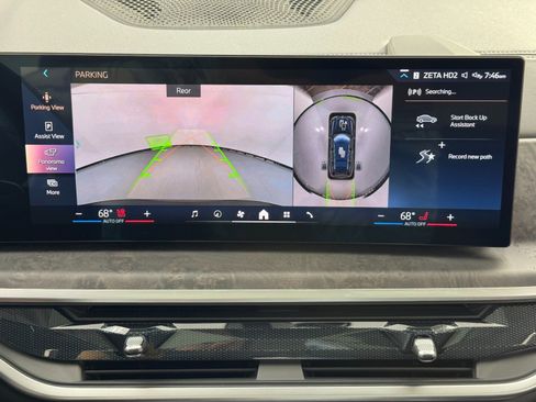 Used 2025 BMW X7 xDrive40i w/ Parking Assistance Package image 31