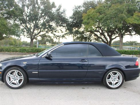 Used 2006 BMW 330Ci Convertible image 27