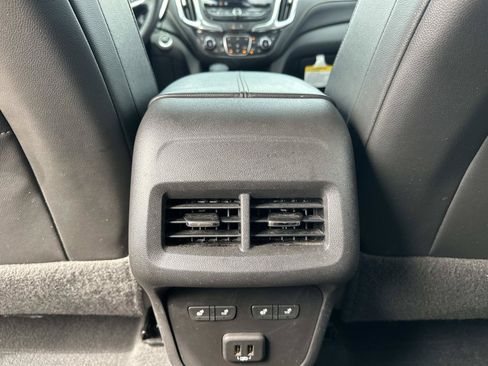 Certified 2022 Chevrolet Equinox Premier AWD/4WD image 13