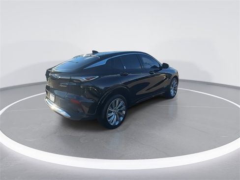 Used 2024 Buick Envista Avenir image 8