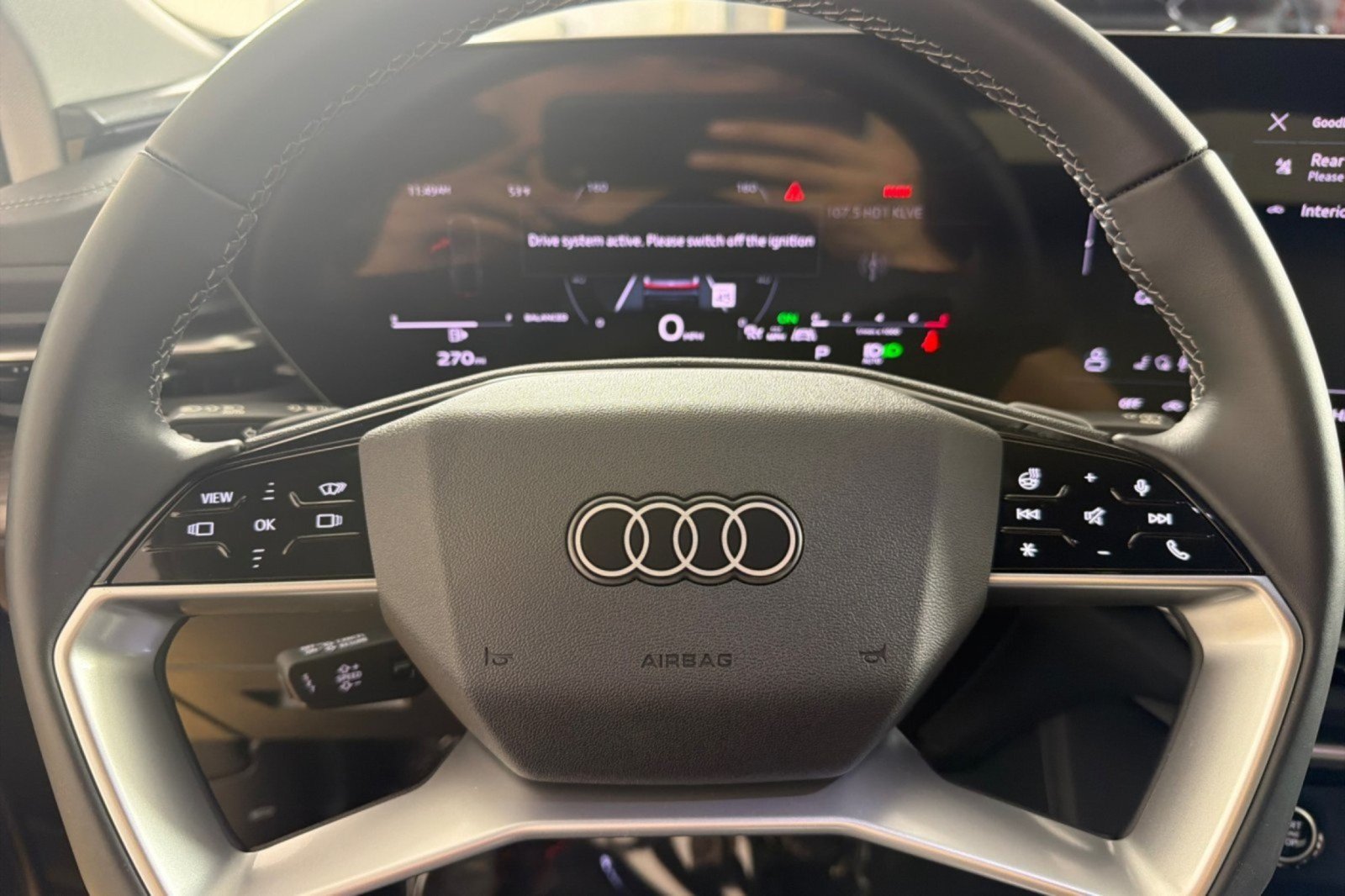 Used 2025 Audi Q5 Premium Plus w/ Premium Plus AWD/4WD image 21