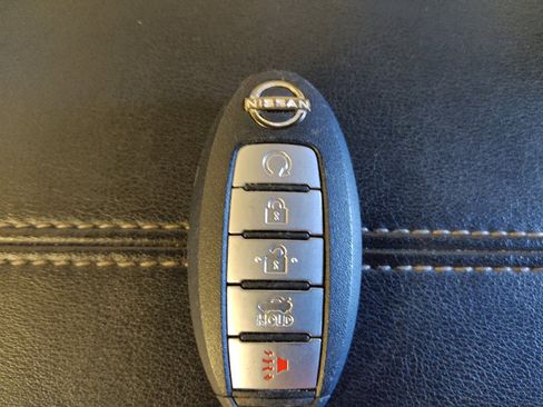 Used 2025 Nissan Altima 2.5 SV FWD image 32