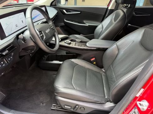 Used 2023 Kia EV6 Wind RWD image 11