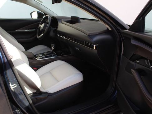 Certified 2025 MAZDA CX-30 2.5 Turbo w/ Premium Package image 40