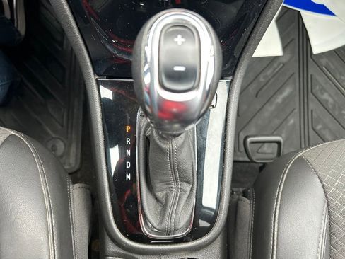 Used 2018 Buick Encore Preferred image 28