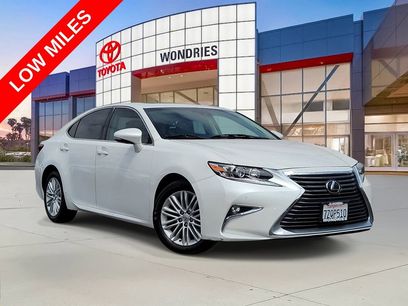 Used 2017 Lexus ES 350 w/ Premium Package