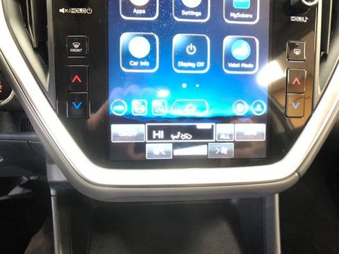 Used 2024 Subaru Crosstrek 2.0i Premium image 17