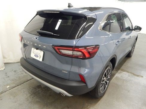 New 2026 Ford Escape Base w/ PHEV Premium Package image 3