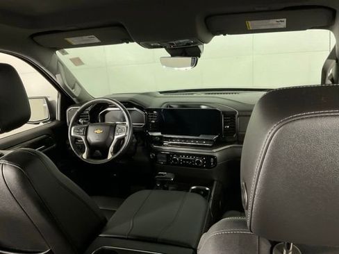Used 2023 Chevrolet Silverado 1500 LTZ AWD/4WD image 16