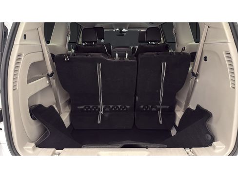 Used 2024 Chrysler Pacifica Touring-L FWD image 26