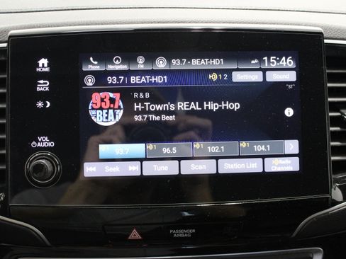 Used 2022 Honda Pilot Touring image 17