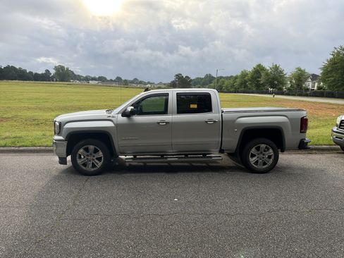 Used 2017 GMC Sierra 1500 SLT AWD/4WD image 7