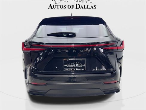 Used 2024 Lexus NX 250 FWD image 7