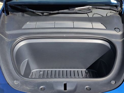 Used 2023 Tesla Model Y Long Range image 24