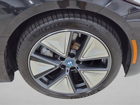 Used 2024 BMW i4 eDrive40 w/ Convenience Package RWD image 25