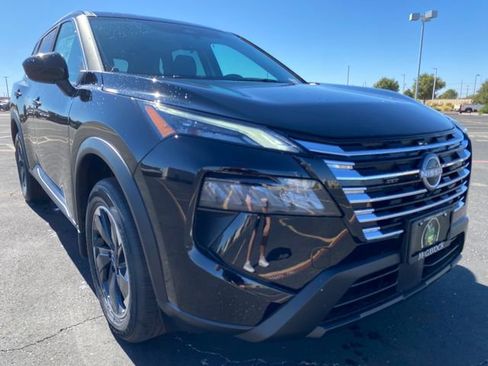 New 2026 Nissan Rogue SV image 17