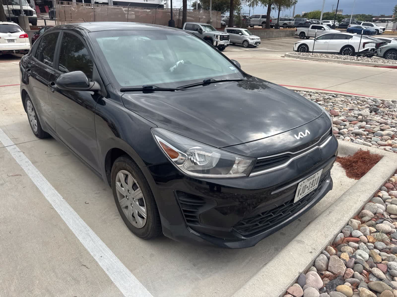 Certified 2022 Kia Rio S FWD image 3