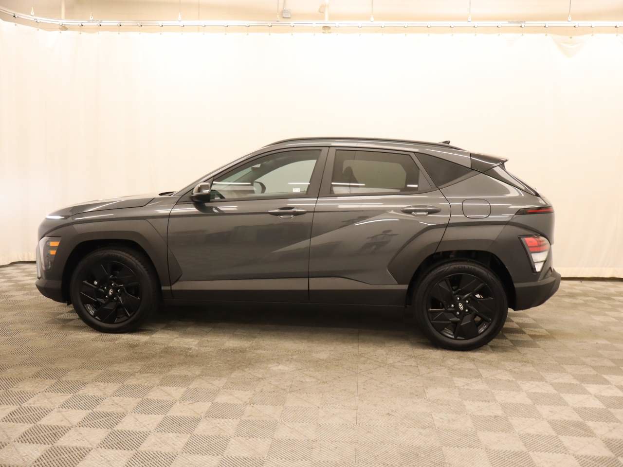 Used 2026 Hyundai Kona SEL Sport FWD image 3