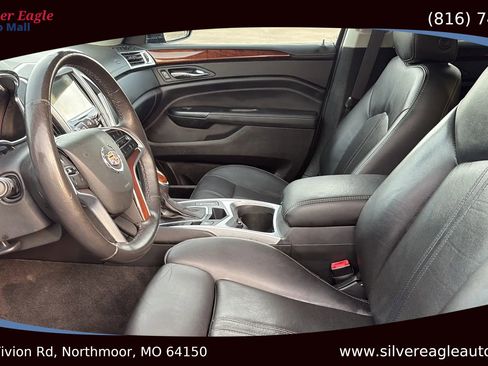 Used 2016 Cadillac SRX Luxury image 9