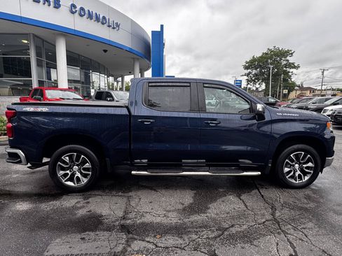 Used 2023 Chevrolet Silverado 1500 LT AWD/4WD image 8