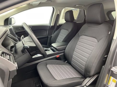 New 2024 Ford Edge SE image 13