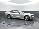 Used 2005 Ford Mustang GT Premium image 3