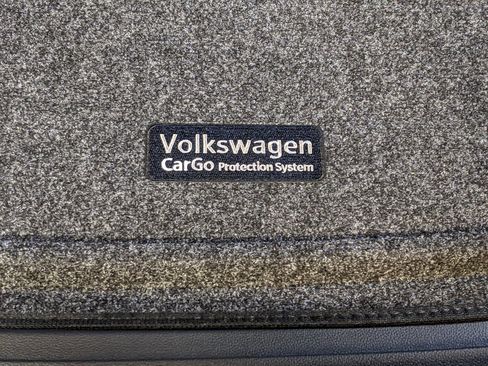 New 2025 Volkswagen Taos SE image 28