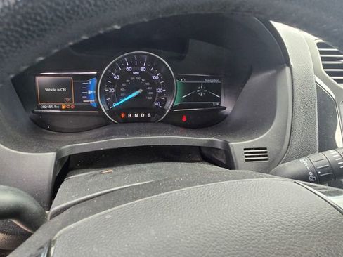Used 2018 Ford Explorer XLT w/ Equipment Group 202A AWD/4WD image 21