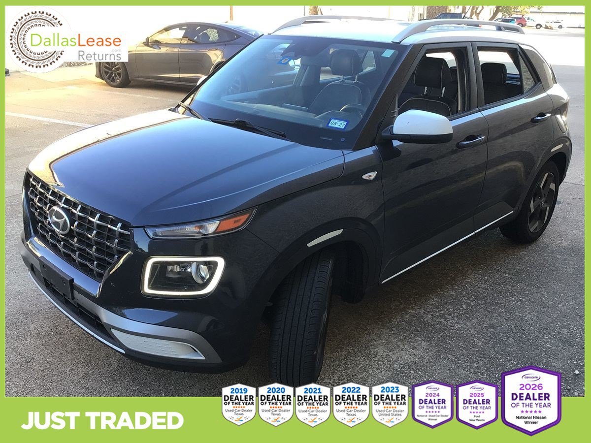 Used 2023 Hyundai Venue Limited w/ Cargo Package FWD image 1