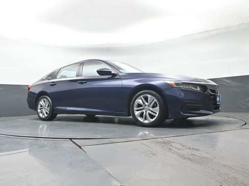 Used 2019 Honda Accord LX image 34