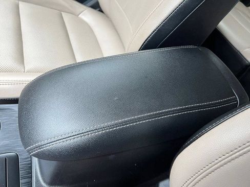 Used 2021 Ford Escape SEL AWD/4WD image 31