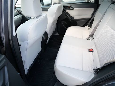 Used 2015 Subaru Forester 2.5i Premium w/ All-Weather Package AWD/4WD image 28