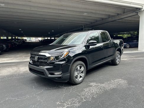 Used 2025 Honda Ridgeline RTL image 1